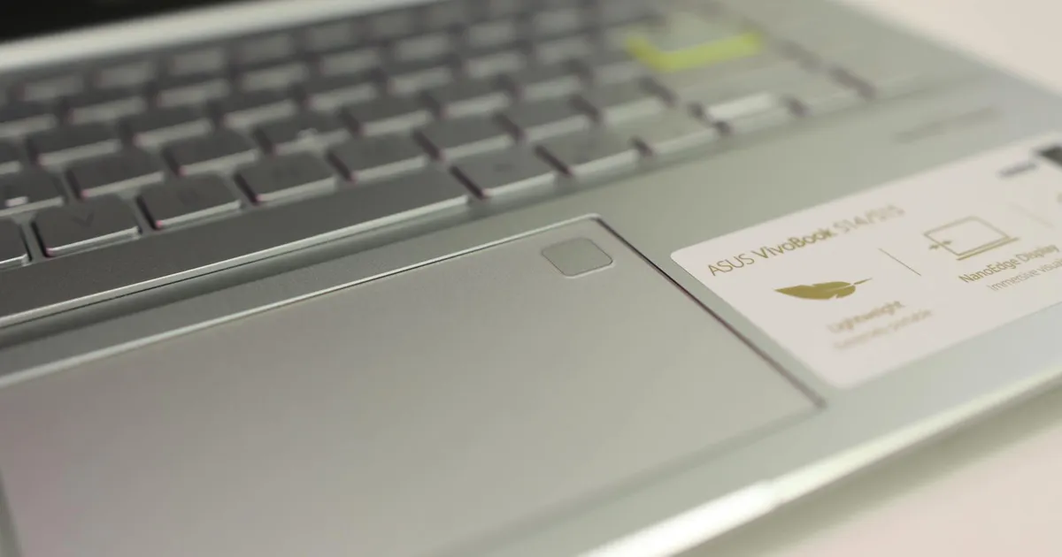 Ilustrasi artikel: 15 Rekomendasi Laptop ASUS Terbaik di 2025 untuk Semua Kebutuhan